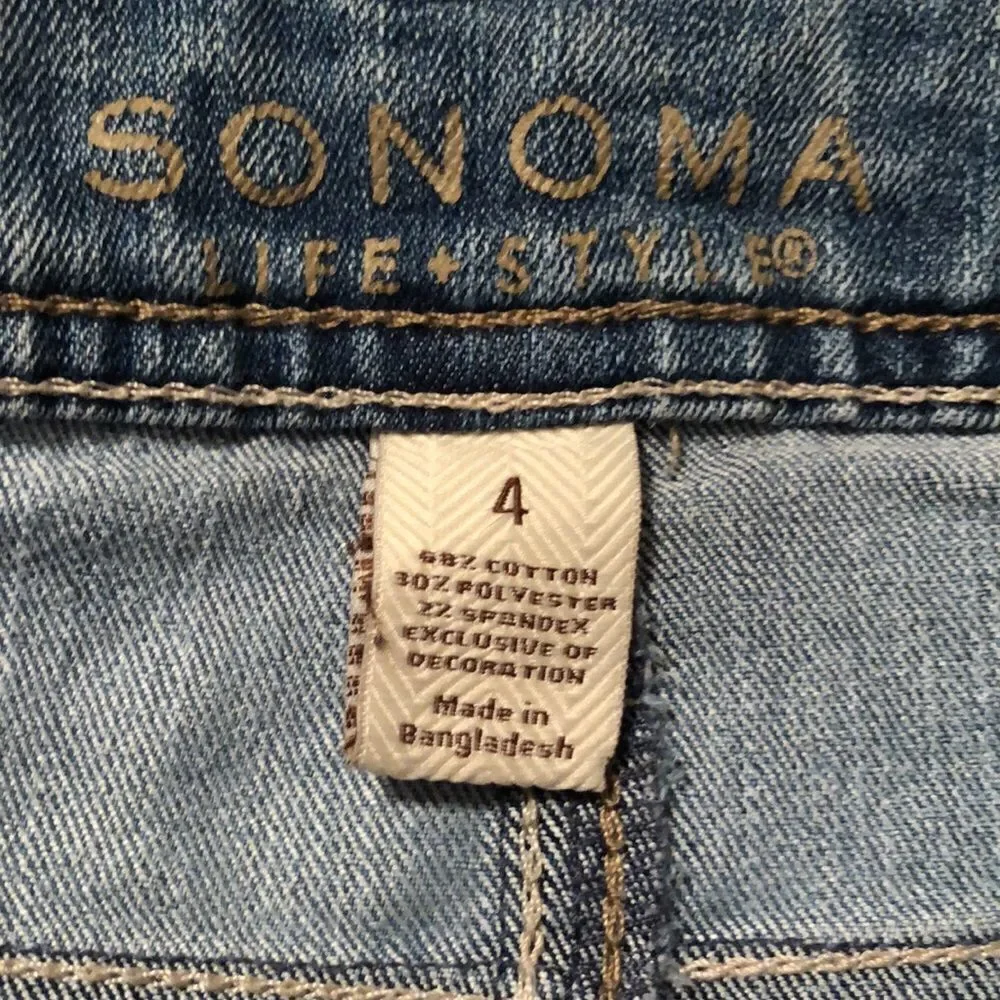 Sonoma 4 Vintage Wash Brass Color Studded Blue Denim Shorts - Picture 11 of 16